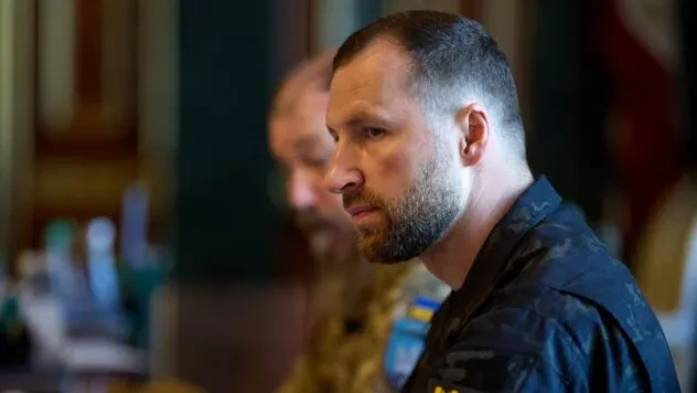 У Міноборони пояснили причину звільнення Хмари з військової служби